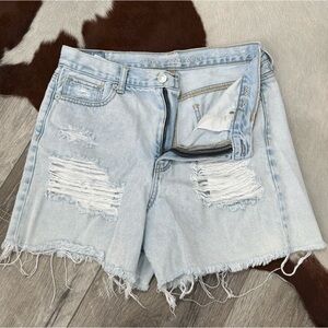 American Eagle Outfitters Light Wash Distressed Jean mom Shorts